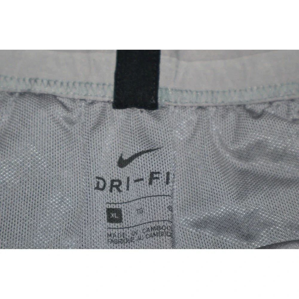 Nike Running Shorts Mens XL Gray Dri-Fit Reflective Swoosh Zipper Pocket